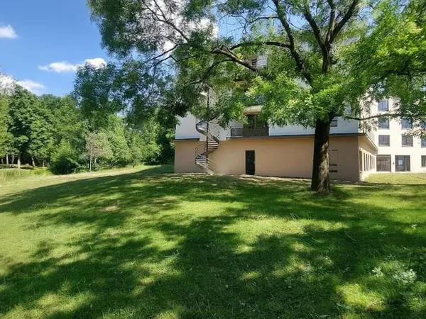 Studio 1 pièce 32 m²