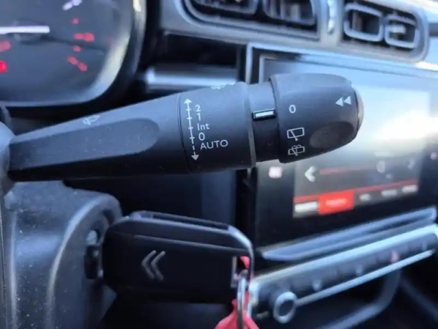 Citroën C3 iii bluehdi 100 bvm plus — photo 13