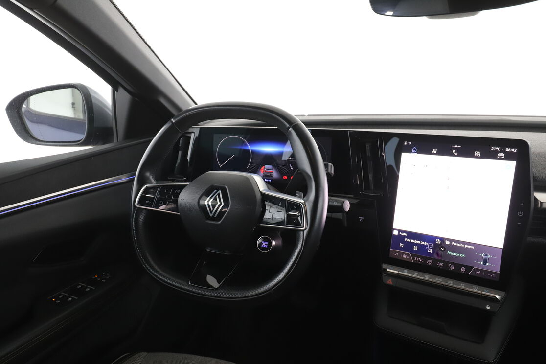 Renault Megane E-Tech E-Tech EV60 Optimum Charge Techno — photo 12