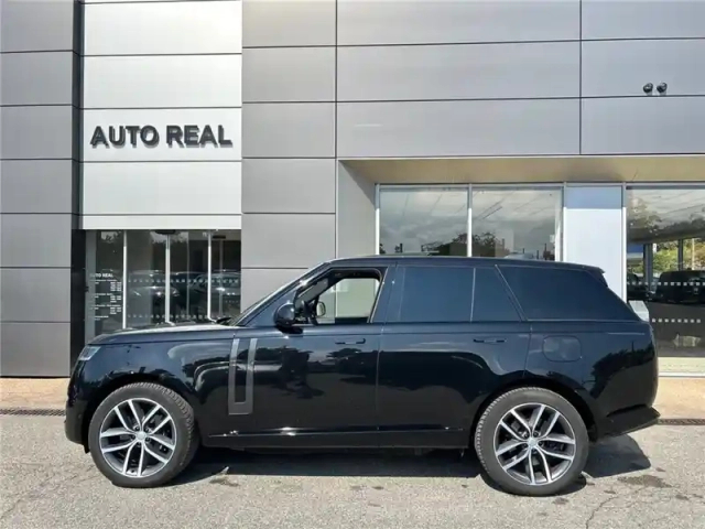 Land Rover Range Rover swb p550e phev awd — photo 2