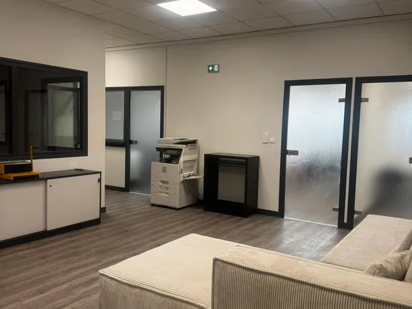 Location de bureaux professionnels à Le Coteau