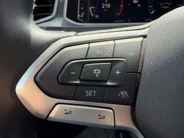Volkswagen T-Roc 1.5 tsi evo 150ch style — photo 6