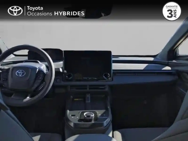 Toyota C-Hr + 224ch 77kwh design grande autonomie — photo 8