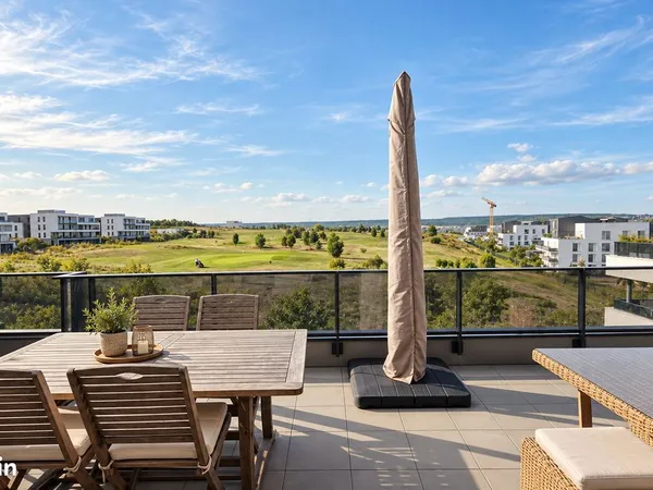 T4 dernier étage - Grande terrasse plein sud - Vue golf - Bezannes