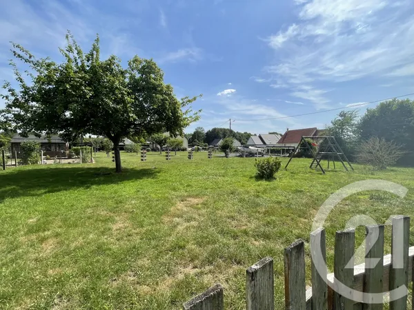 Terrain 628 m²