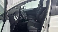 Toyota Yaris HSD 100h Style 5p — photo 12