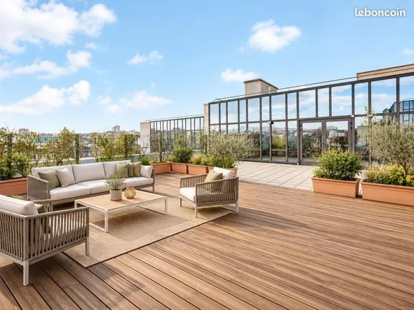 Bureaux 4 056 m²