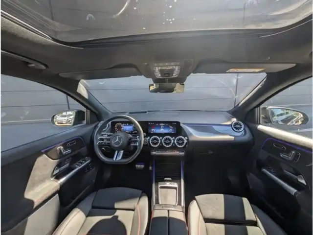 Mercedes Gla 250 e hybrid eq — photo 11