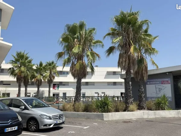 Studio 1 pièce 21 m²