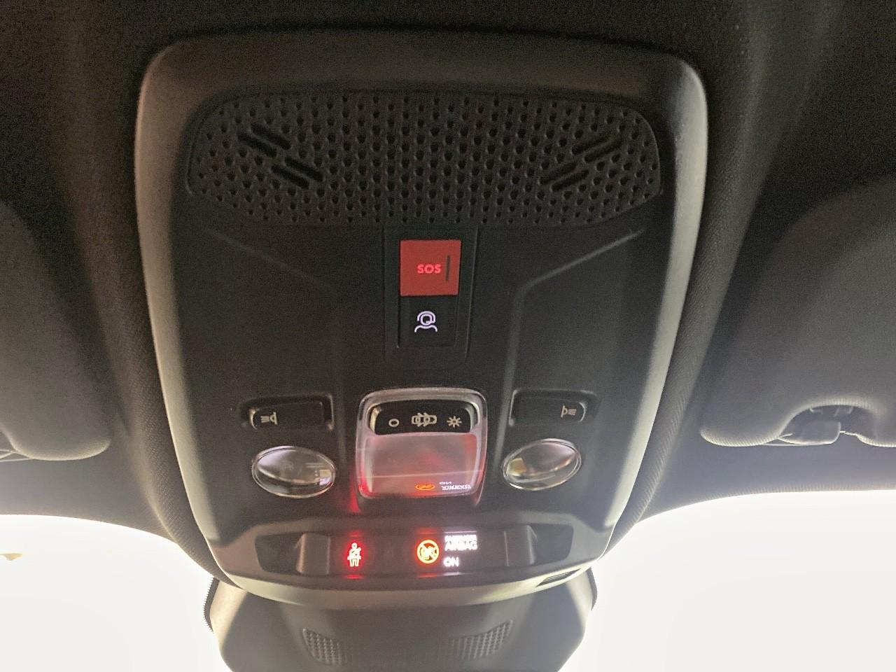Peugeot 2008 hybrid 145 ch e-dcs6 allure — photo 19