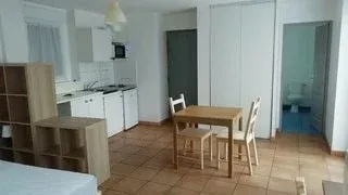 Studio 1 pièce 29 m²