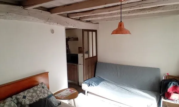 🏠 studio meublé à louer - crémieu centre