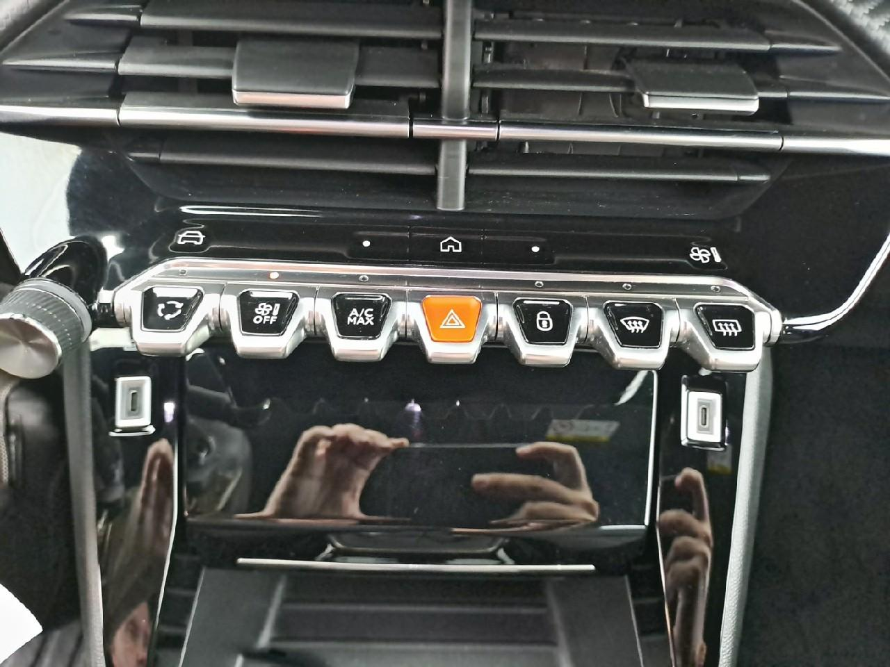 Peugeot 2008 puretech 100 s&s bvm6 allure — photo 21