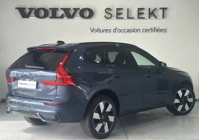 Volvo Xc60 t6 awd hybride rechargeable 253 ch+145 ch geartronic 8 — photo 2