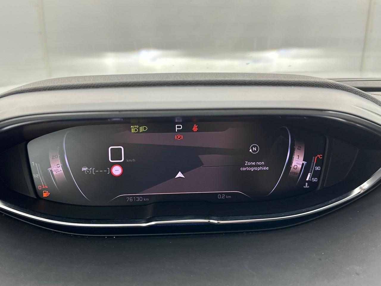 Peugeot 3008 puretech 130ch s&s eat8 gt pack — photo 21