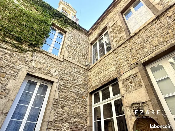 Studio 1 pièce 32 m²