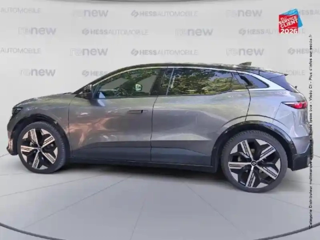 Renault Megane e-tech electric ev60 220ch iconic super charge — photo 9