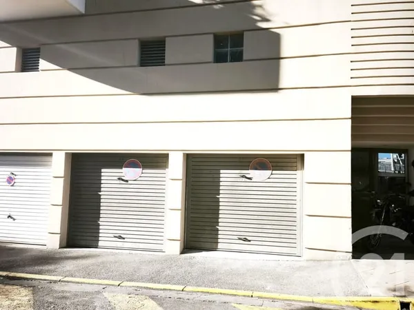 Parking 12 m²