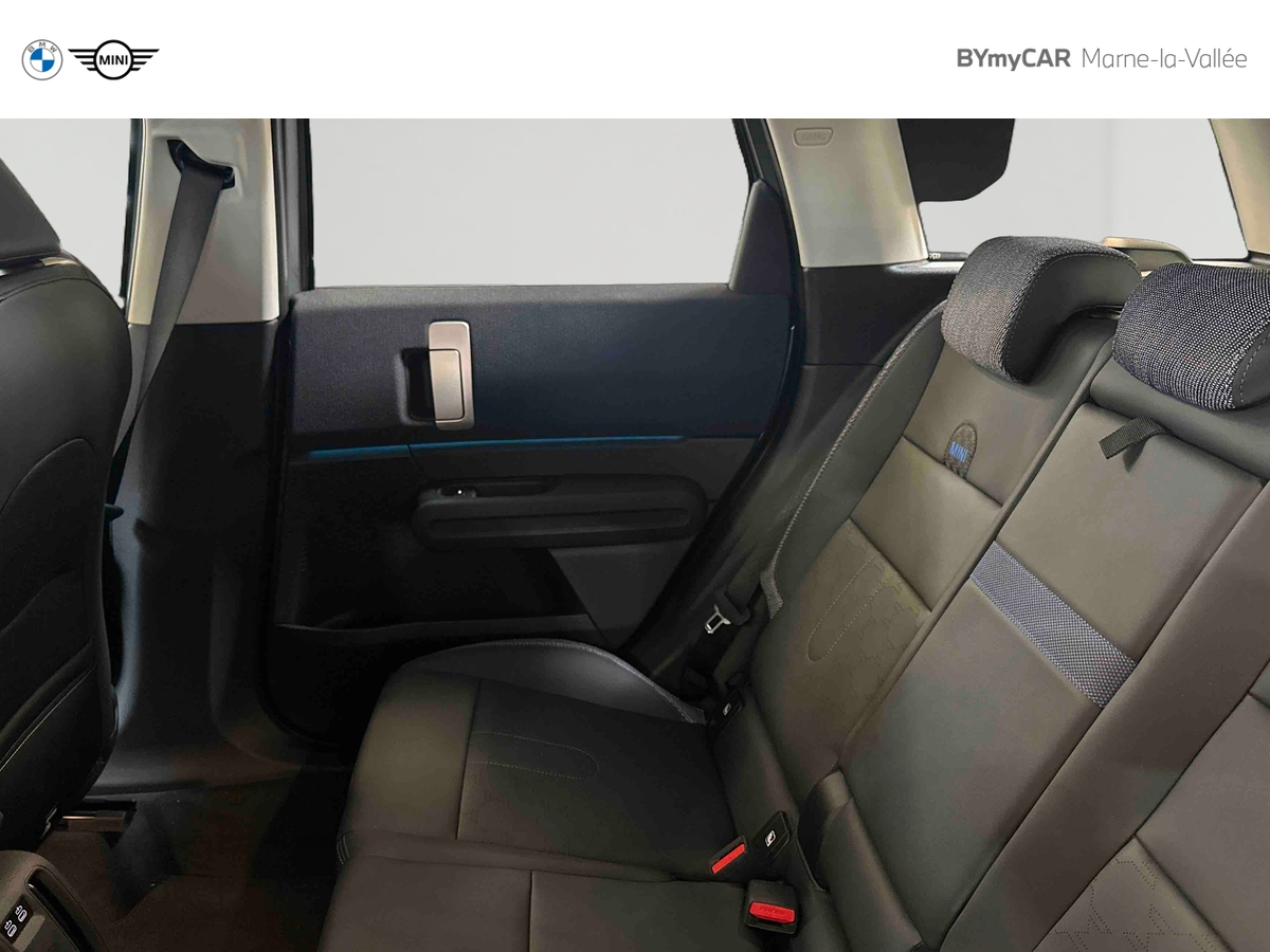 Mini Countryman C — photo 31