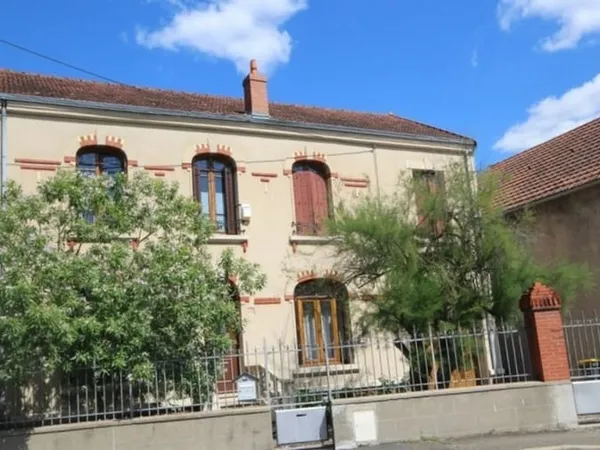 Maison à vendre 9 pièces MONTLUCON (03)