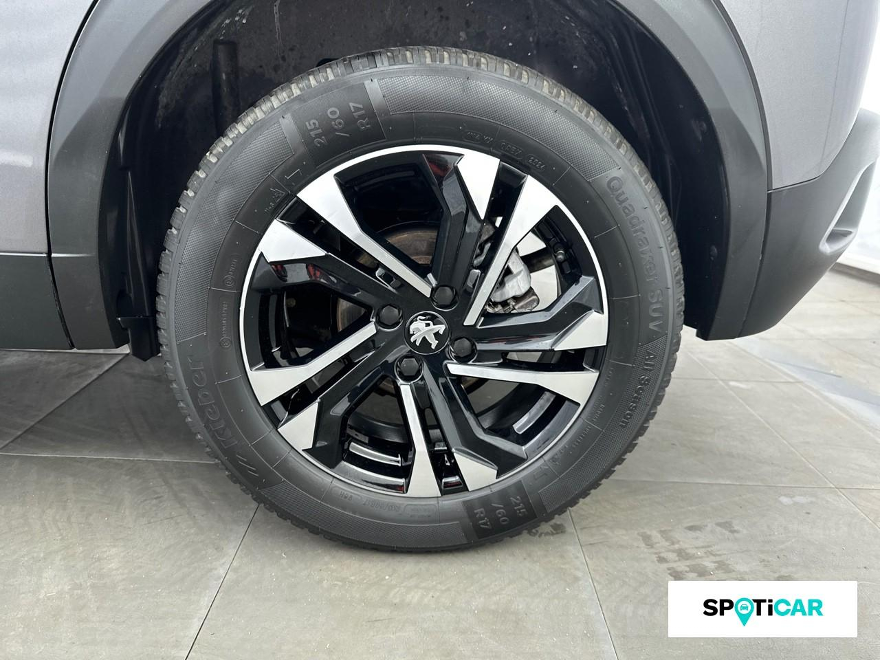 Peugeot 2008 1.2 puretech 130ch s&s allure — photo 11