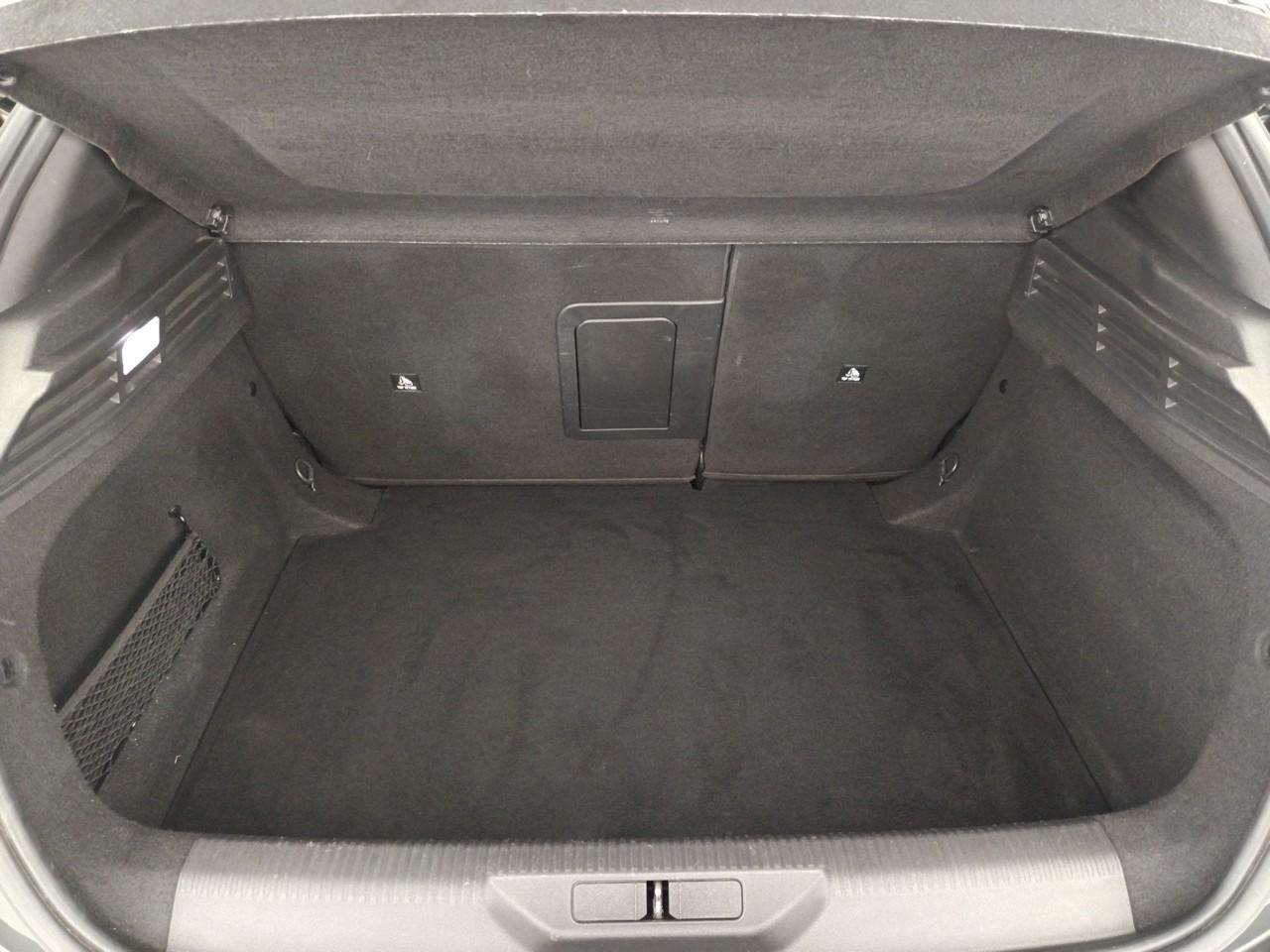 Peugeot 308 bluehdi 130ch s&s eat8 allure — photo 6