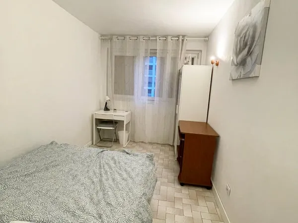 Chambre individuelle dans colocation à Conflans