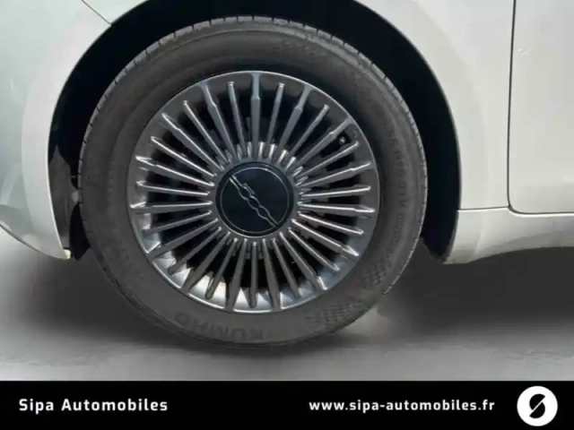 Fiat 500 e 118 ch — photo 9