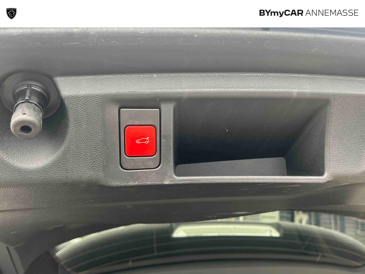Peugeot 308 SW BlueHDi 130ch S&amp;S EAT8 — photo 28