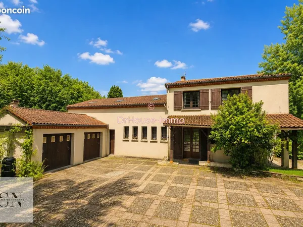 Propriété 10 pièces 289 m²