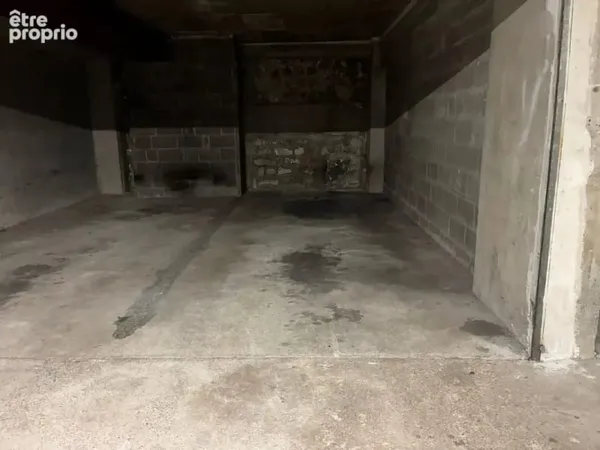 Parking à vendre à Paris-8e (75008)