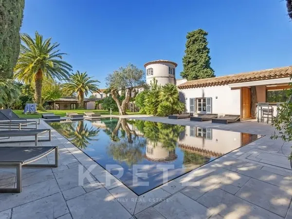 Saint-Tropez, Bastide proche place des Lices.