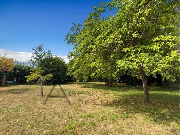 Terrain constructible 496 m²
