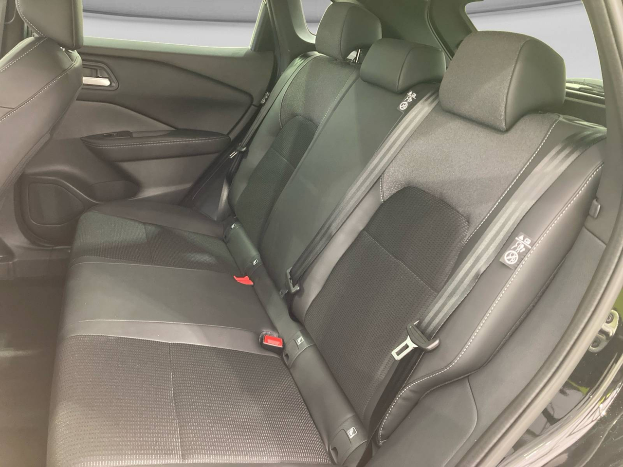 Nissan Qashqai — photo 11