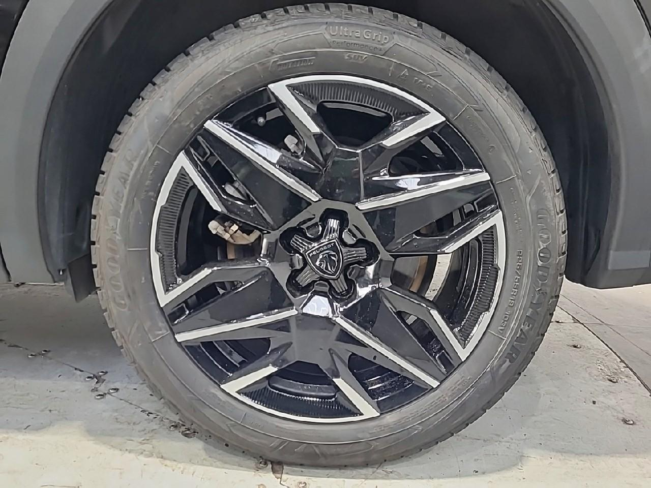 Peugeot 5008 hybrid 145 ch e-dcs6 gt — photo 16