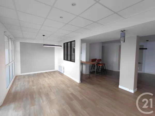Local 85 m²