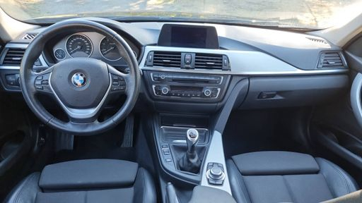BMW Serie 3 316 d 116 - Modern – 2013 – 140456 km – Diesel – Boîte Manuelle — photo 28