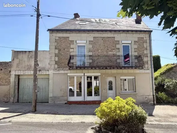 Maison centre Montreuil Bellay