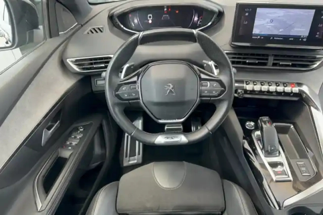Peugeot 5008 puretech 180ch s&amp;s eat8 — photo 15