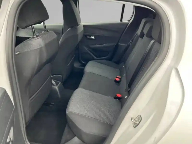 Peugeot 208 hybrid 100 e-dcs6 — photo 12