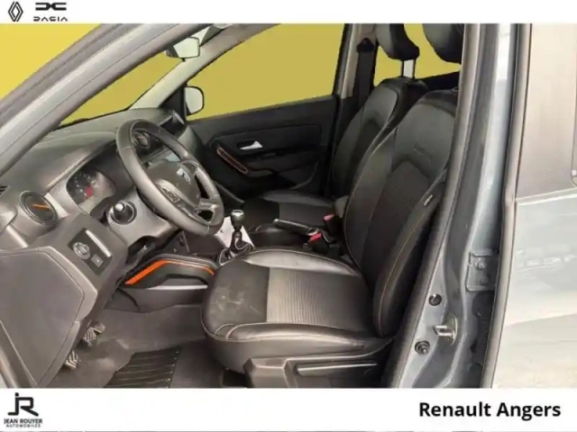 Dacia Duster 1.5 blue dci 115ch extreme 4x2 — photo 3