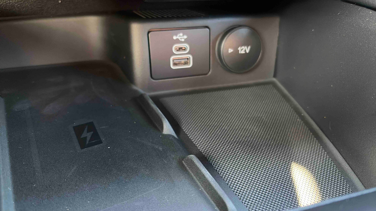 Ford Kuga 2.5 Duratec 180 ch FlexiFuel FHEV E85 Powershift — photo 26