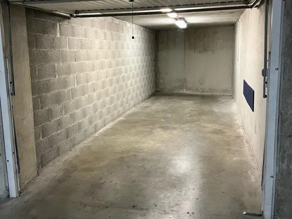 Garage box double