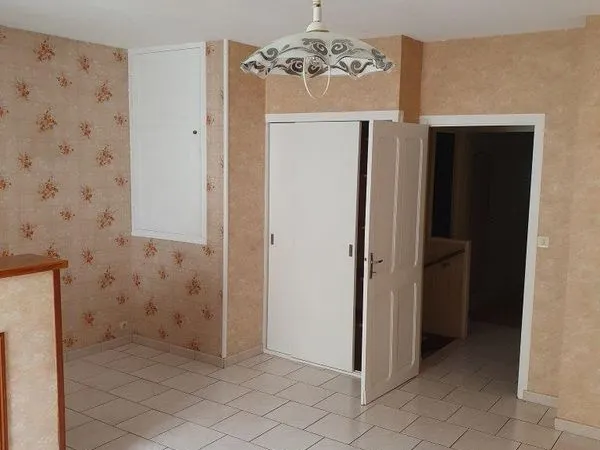 Appartement dans maison individuel