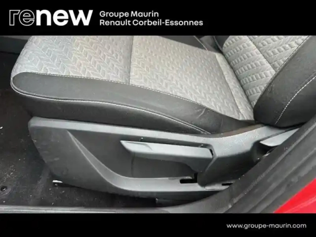 Renault Clio 1.0 tce 90ch evolution — photo 15