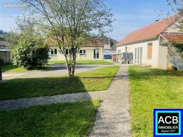 Propriété 7 pièces 93 m²