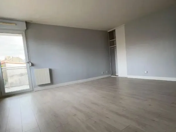 Appartement 1 pièce 33 m² - Poitiers centre-ville - Résidence services