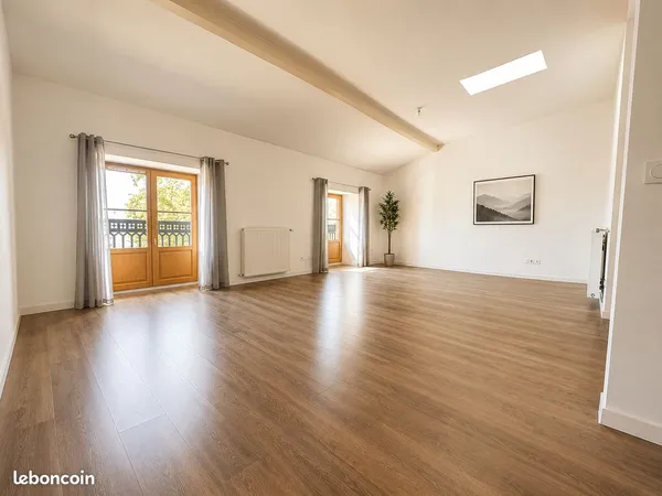 Part loue T3 62 m²