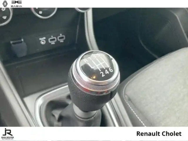 Renault Captur 1.0 eco-g 100ch evolution — photo 6