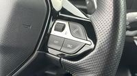Peugeot 2008 1.2 PureTech 130ch S&S GT EAT8 — photo 18